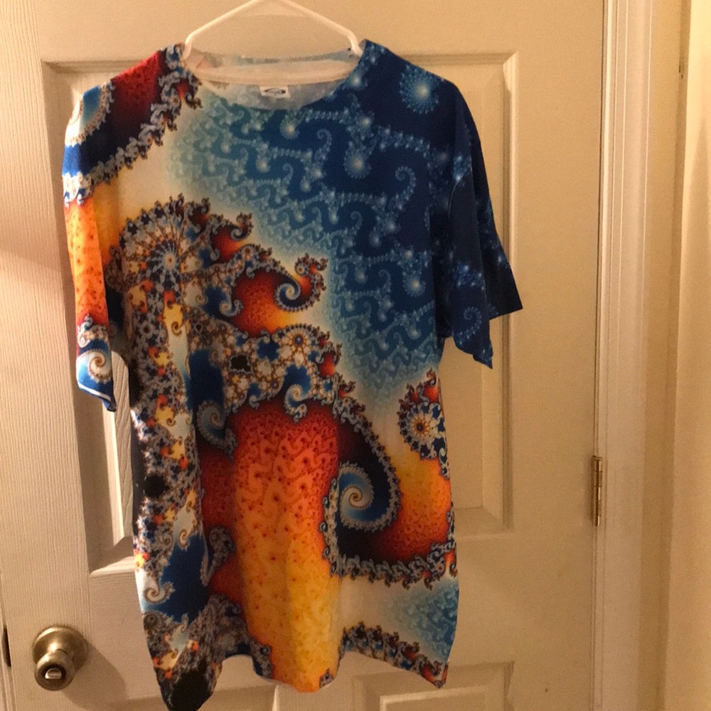 Mens Custom Tee Sz LG